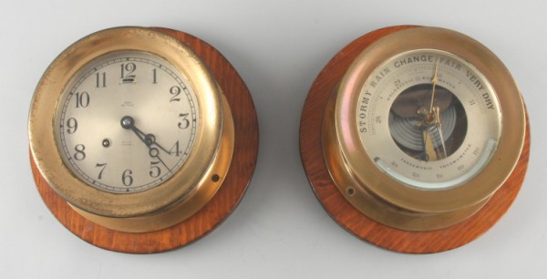 Appraisal: Lot of two Barometer face reads Holosteric Barometer- Fahrenheit Thermometer