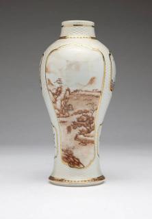 Appraisal: A Chinese export porcelain vase Late th early th century