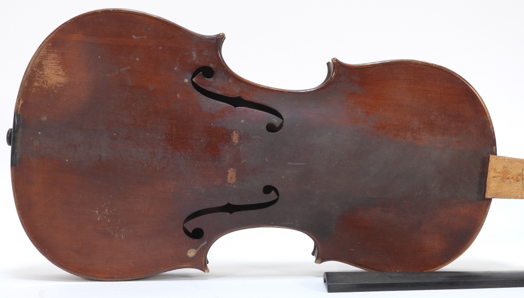 Appraisal: E MARTIN COPY OF AMATI VIOLIN Germany th CenturySingle panel