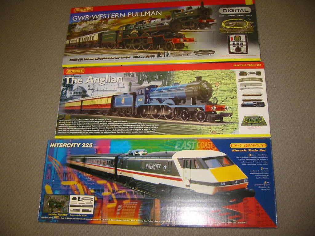 Appraisal: Three Hornby train sets GWR Western Pullman R Intercity R