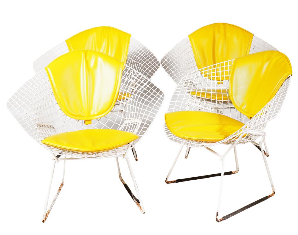 Appraisal: KNOLL BERTOIA DIAMOND CHAIRS W CUSHIONSSet of four Knoll Bertoia