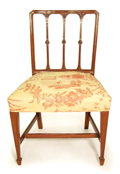 Appraisal: Federal mahogany side chairSquared molded back above three carved verticals