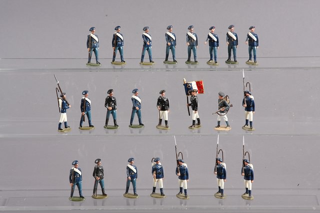 Appraisal: Lot of metal figures representing French Alpine Troops