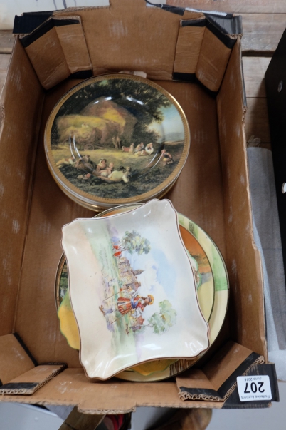 Appraisal: A collection of Royal Doulton series ware plates together with