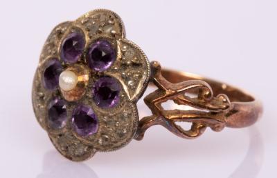 Appraisal: An Edwardian amethyst diamond and pearl cluster ring the central