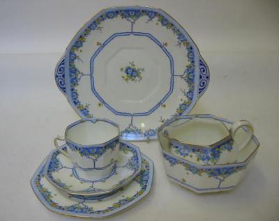 Appraisal: A ROYAL DOULTON ART DECO TEA SERVICE for twelve settings