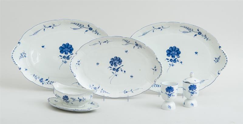 Appraisal: MODERN CHANTILLY PORCELAIN FORTY-ONE-PIECE PART DINNER SERVICE IN THE CARNATION