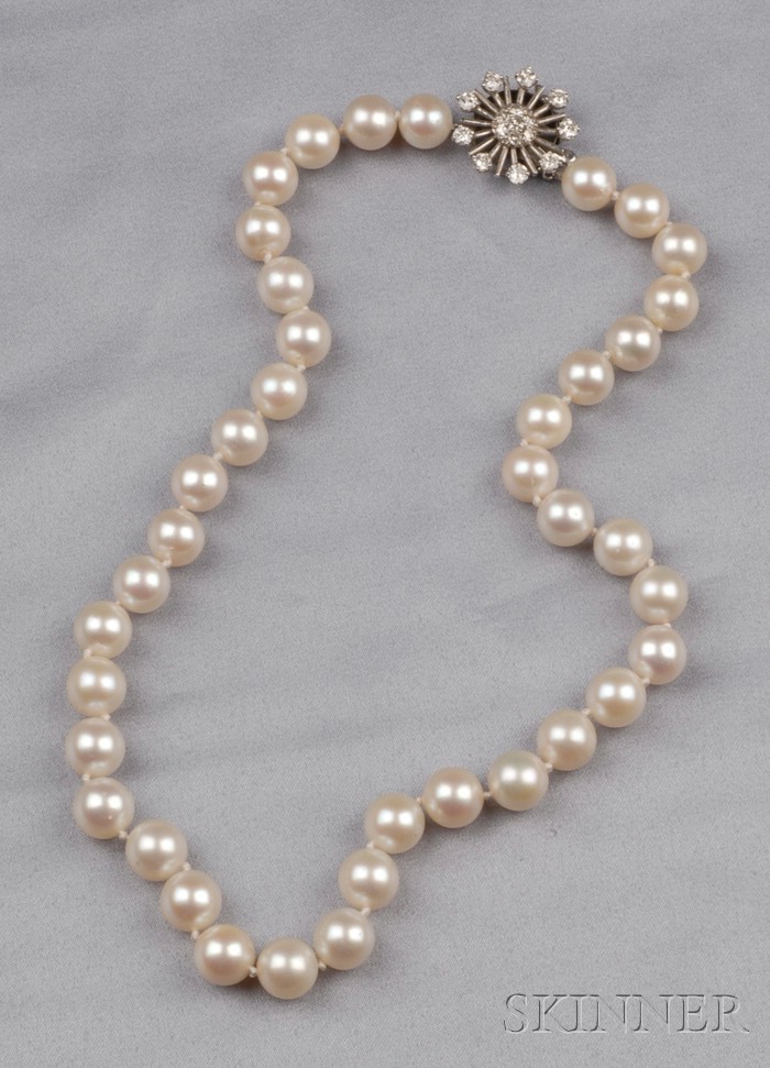 Appraisal: Cultured Pearl Necklace composed of thirty-nine white cultured pearls with