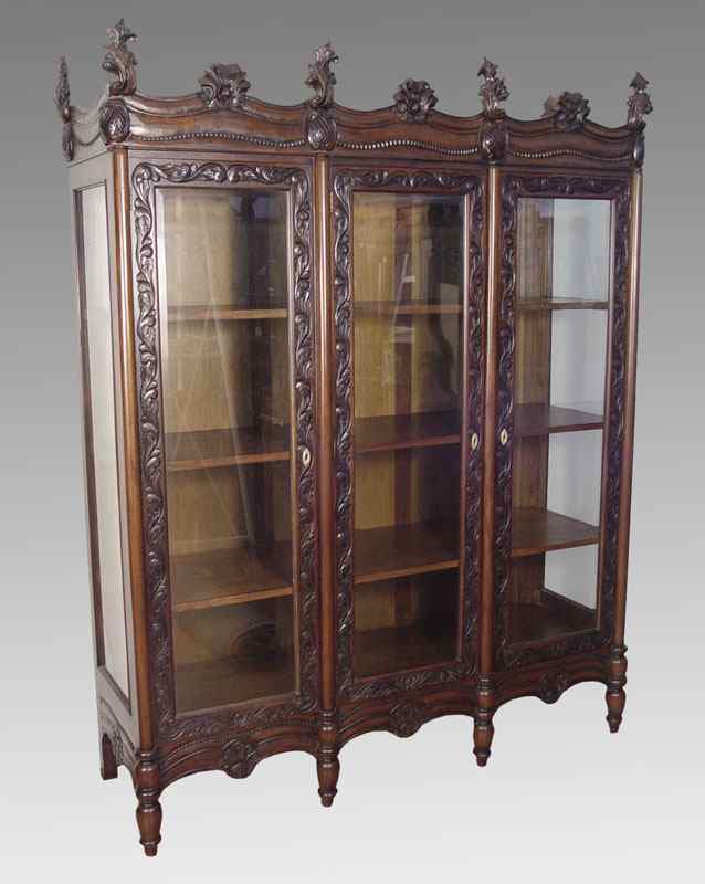 Appraisal: DOOR MAHOGANY BOOKCASE Fine antique reproduction Each of the beveled