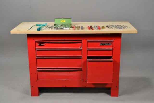 Appraisal: -DRAWERS STANDING TOOL CHEST W TOOLSWaterloo ''Ball Bearing'' Toolchest Workbench