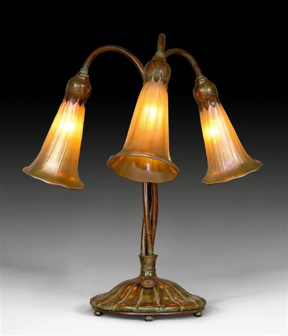 Appraisal: TIFFANY STUDIOS NEW YORK TABLE LAMP -Light-Lily circa Bronze and