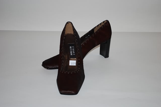 Appraisal: Stuart Weitzman brown fur pumps w square toe and stitching