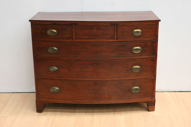 Appraisal: A George III mahogany bowfront chest of drawers cm wide