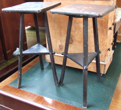 Appraisal: An Edwardian rosewood framed square topped height adjustable piano stool