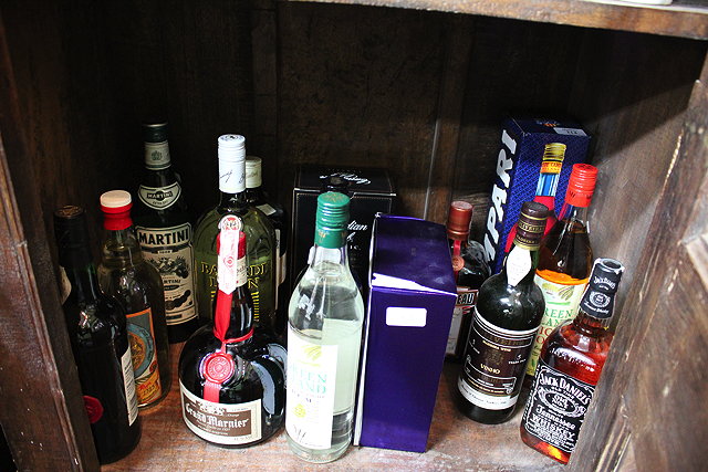 Appraisal: A QUANTITY OF VARIOUS BOTTLES suitable for filling a cocktail