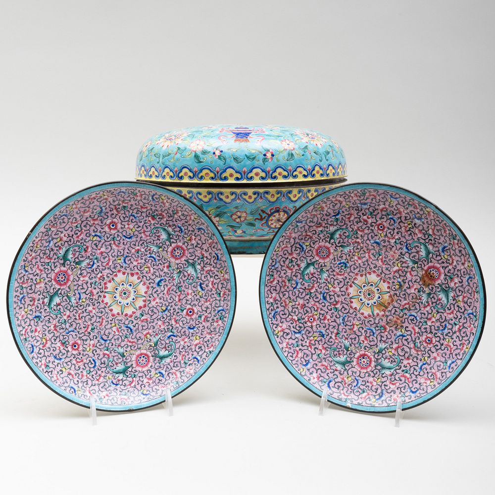 Appraisal: Chinese Enamel Turquoise-Ground Covered Bowl and a Pair of Pink