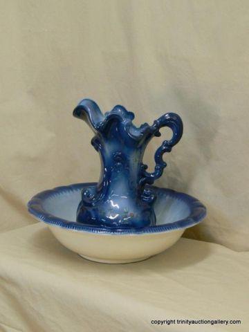 Appraisal: Fancy Rim Pitcher Wash Bowl - deep blues and hand