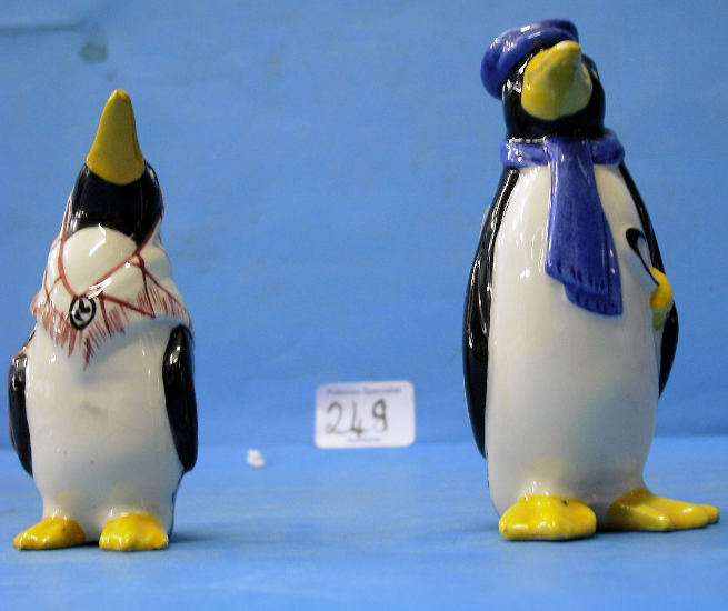 Appraisal: Wade s Mr Mrs Penquin Salt and Pepper Figures