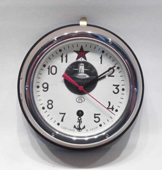 Appraisal: RUSSIAN KAUCHQUPCKUE SHIP SUBMARINE CLOCK eight day spring wind movement