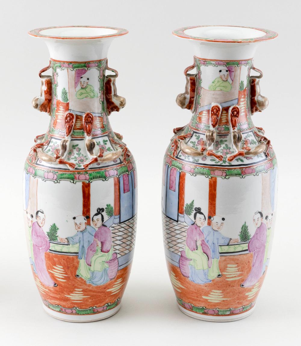 Appraisal: PAIR OF ROSE MANDARIN PORCELAIN VASES SECOND HALF OF THE