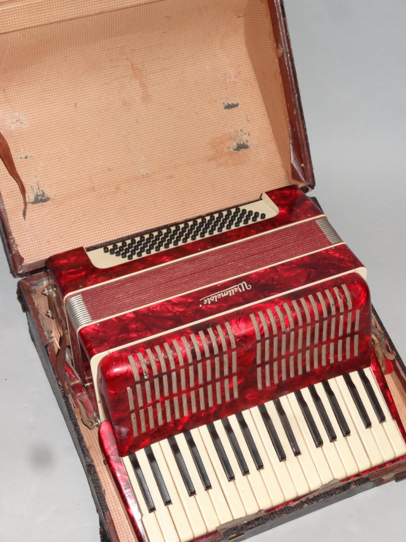 Appraisal: A mid thC Art Deco design piano accordion by Weltmeiste