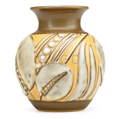 Appraisal: WILLIAM HENTSCHEL ROOKWOOD Vase Condition Report