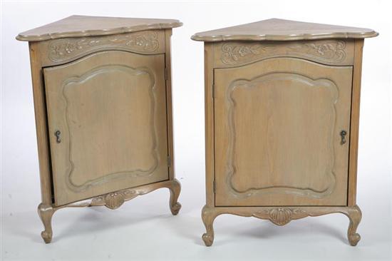 Appraisal: PAIR OF FRENCH STYLE CORNER CABINETS Small size with a