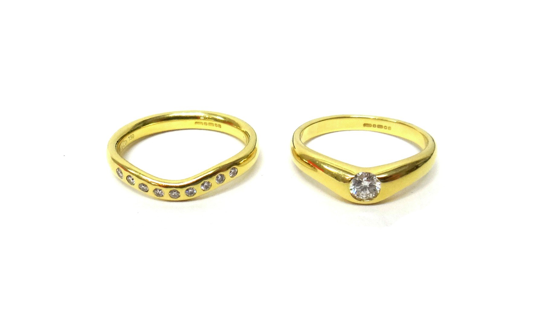 Appraisal: An ct gold and diamond set single stone ring by