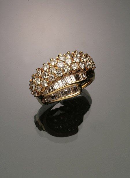 Appraisal: -Karat Yellow-Gold and Diamond Dinner Ring Set with thirty-one round