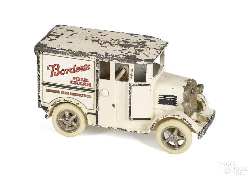 Appraisal: Hubley cast iron Borden's milk delivery truck Hubley cast iron