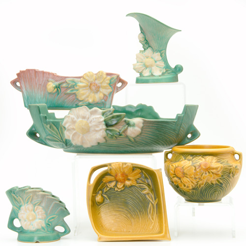 Appraisal: ROSEVILLE Six Peony pieces a yellow jardiniere - a pink