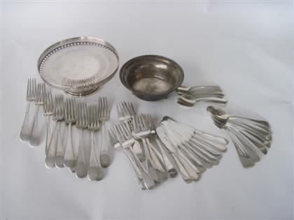 Appraisal: Group of American sterling silver itemsComprising a pierced bon-bon tazza