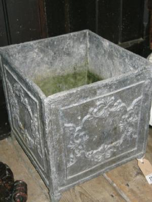 Appraisal: A PAIR OF SQUARE LEAD GARDEN PLANTERS on lion paw