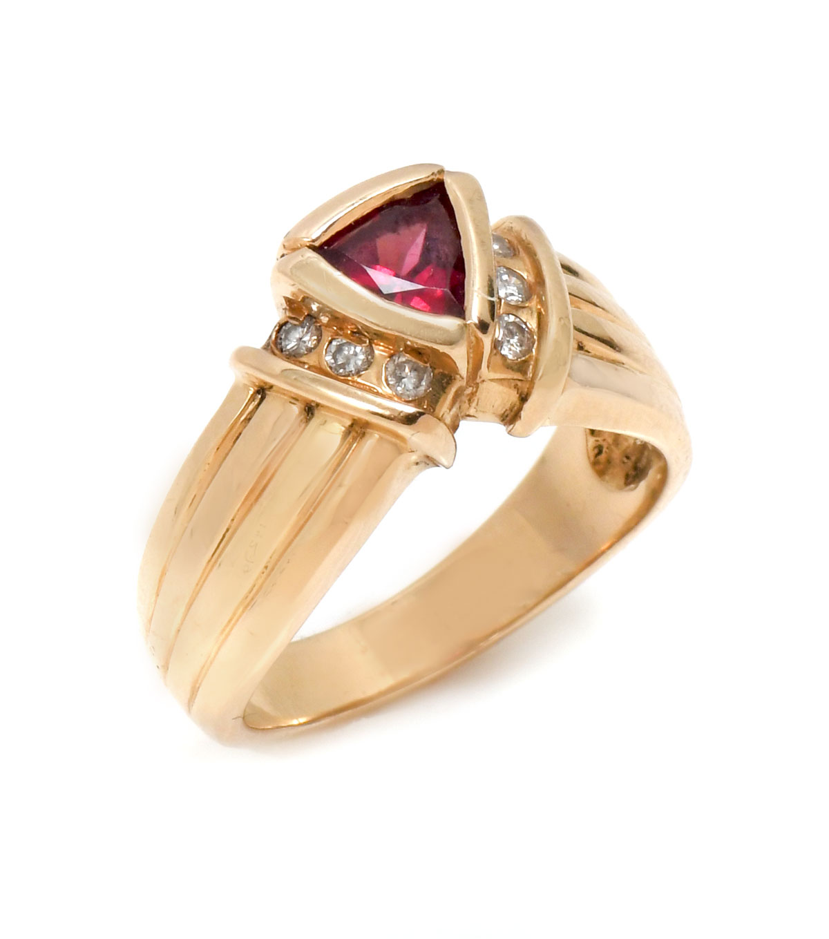 Appraisal: K GARNET DIAMOND RING K yellow gold ring contains one