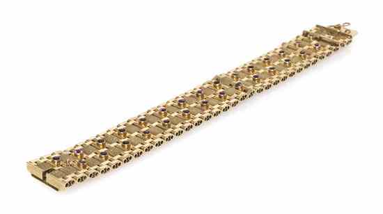 Appraisal: A Karat Yellow Gold and Amethyst Link Bracelet containing round