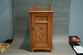 Appraisal: A pine bedside cabinet