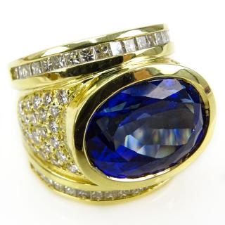 Appraisal: Approx Carat Oval Cut Tanzanite Carat Diamond and Karat Yellow