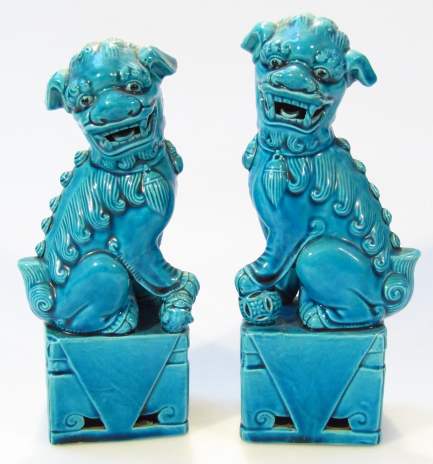 Appraisal: A pair of Chinese Republican dogs of fo each in