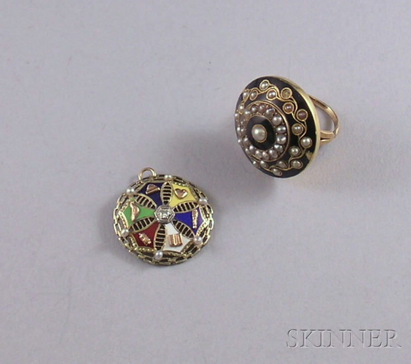 Appraisal: Two kt Gold and Enamel Jewelry Items a gold enamel