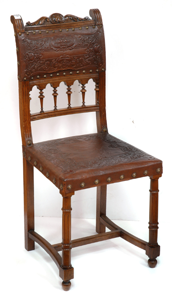 Appraisal: A SET OF SIX FRENCH WALNUT DINING CHAIRS Each with