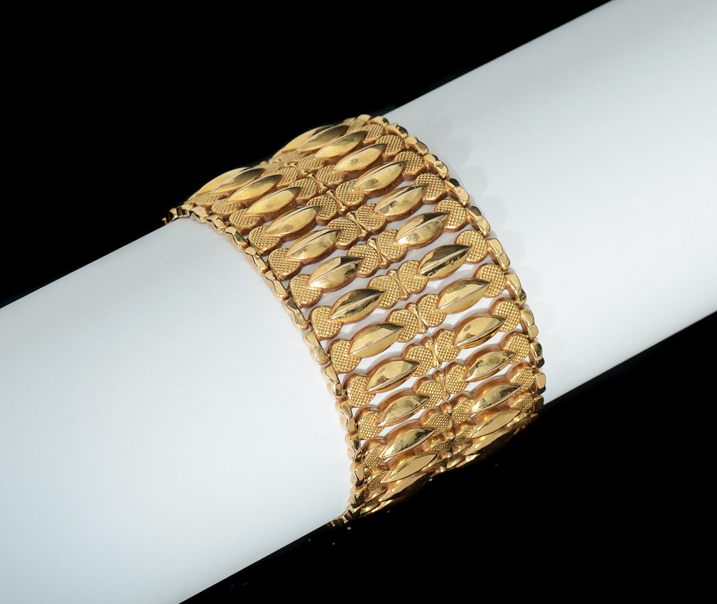 Appraisal: EXTRA WIDE ITALIAN K GOLD BRACELET K yellow gold wide