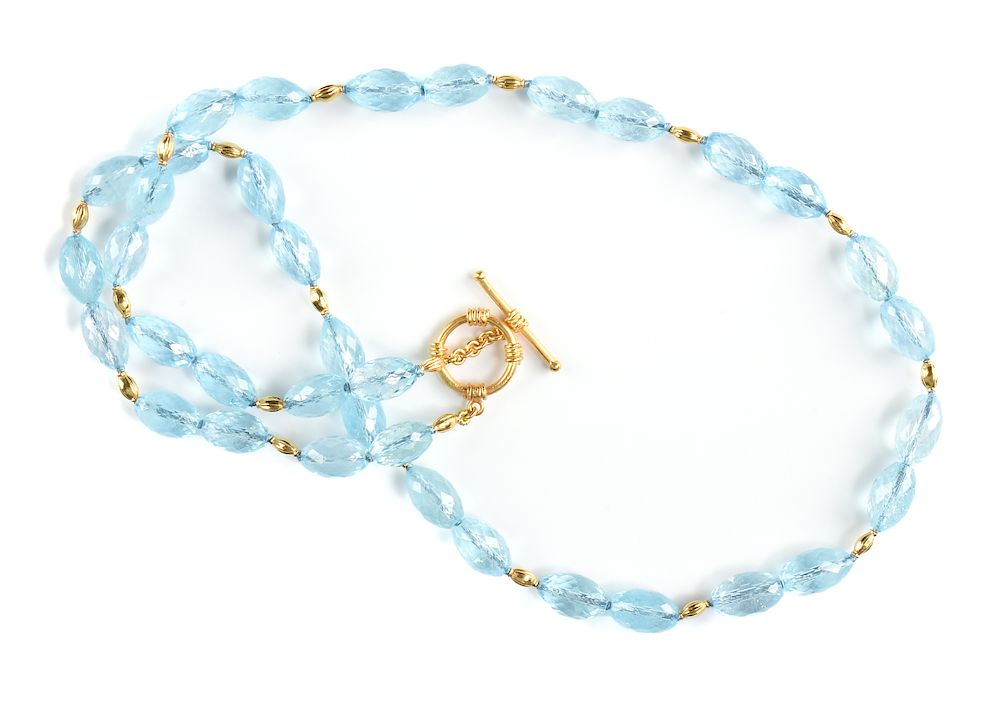 Appraisal: A K YELLOW GOLD AND AQUAMARINE LADY'S BEADED NECKLACE A