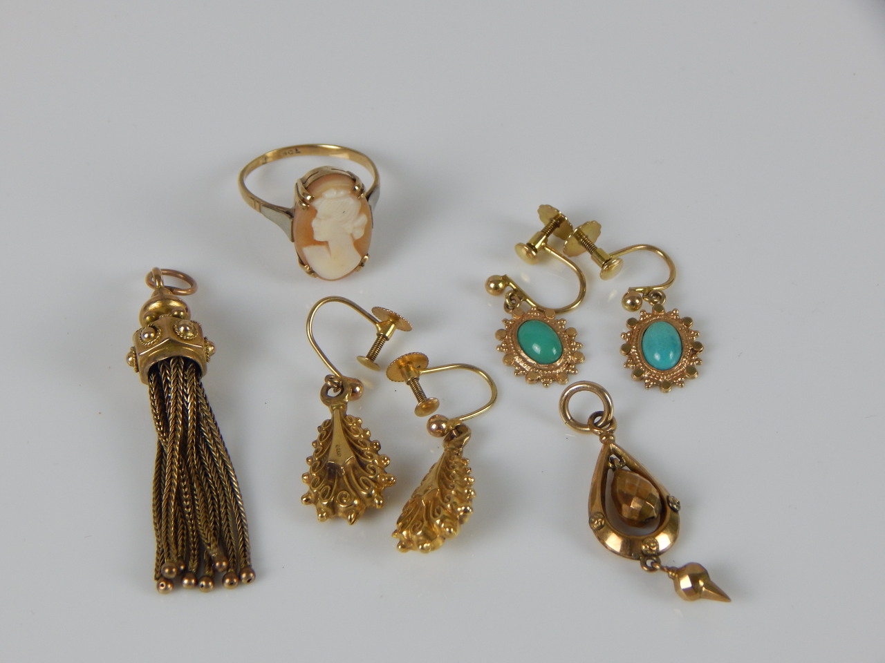 Appraisal: Various earrings etc to include two turquoise set yellow metal