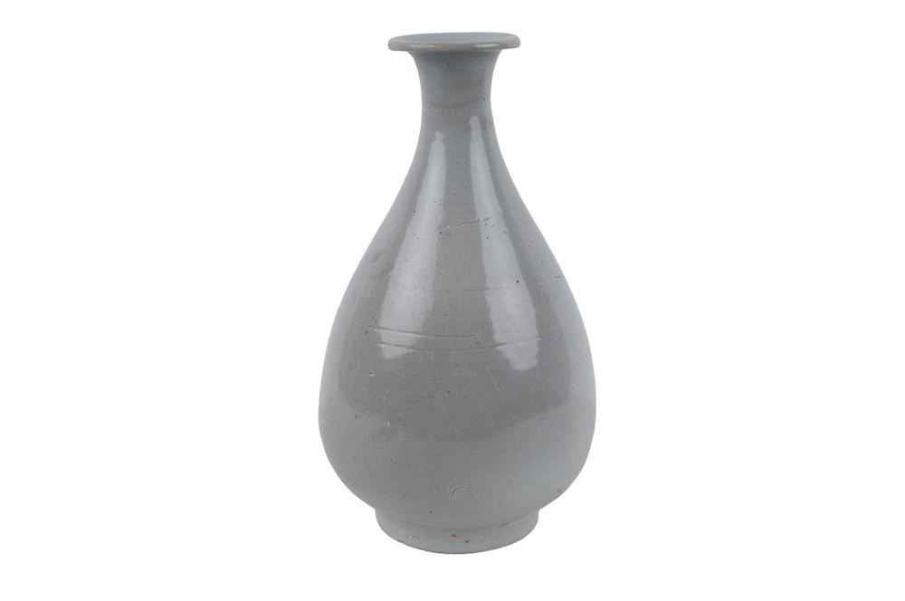 Appraisal: KOREAN PORCELAIN VASE inches high Condition