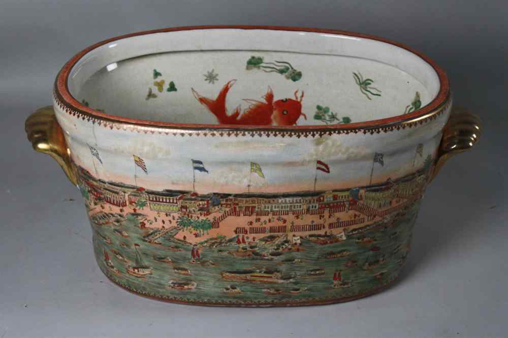 Appraisal: LARGE CHINESE EXPORT STYLE FOOTBATH Decorated with a continuous scene