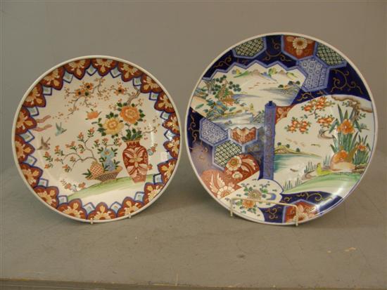 Appraisal: Japanese Imari pattern dish diameter and another similar diameter