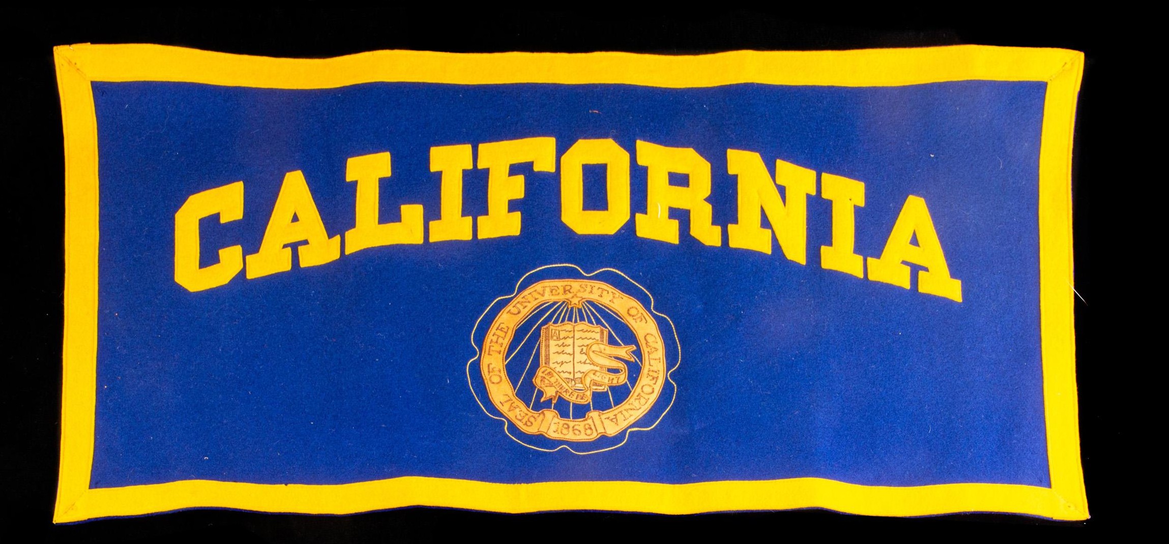 Appraisal: UNIVERSITY OF CALIFORNIA BERKELEY FELT FLAG University of California Berkeley