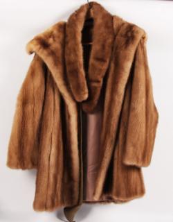 Appraisal: LADY'S BROWN AUTUMN MINK JACKET WITH MATCHING COLLAR AND LEATHER