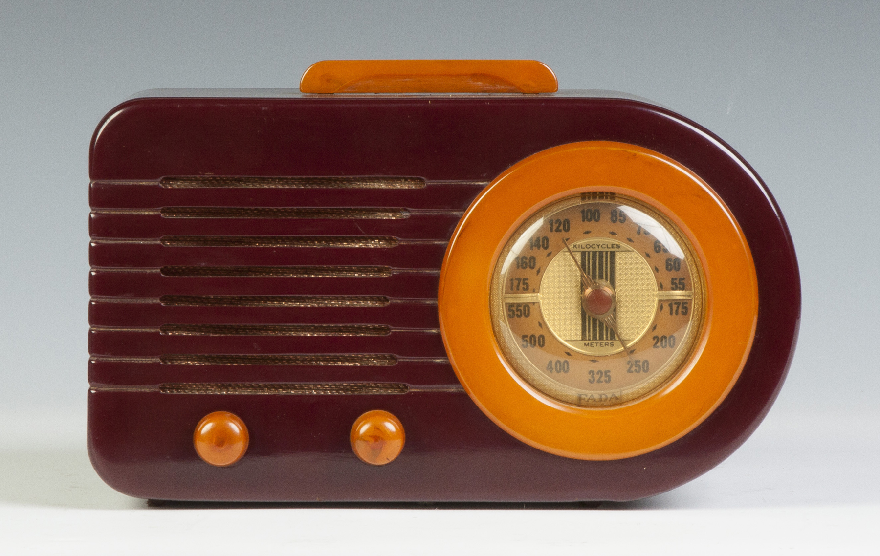 Appraisal: Fada Bullet Radio Model C Maroon butterscotch