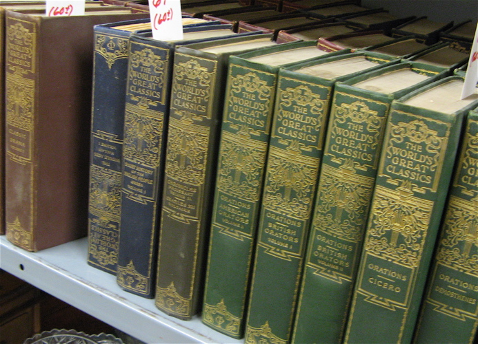 Appraisal: A SHELF OF APPROXIMATELY SIXTY BOOKS from the Colonial Press